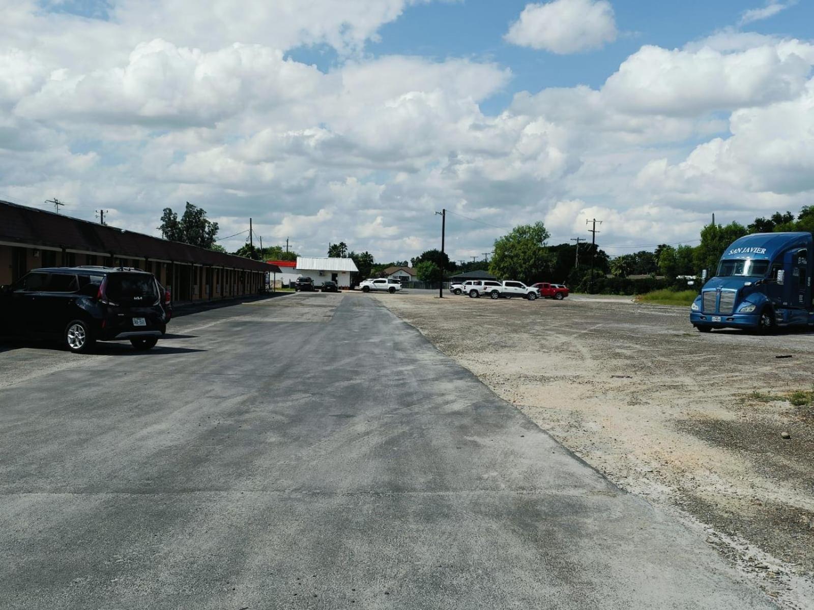Budget Inn By Oyo Edinburg Hwy 281 Eksteriør billede