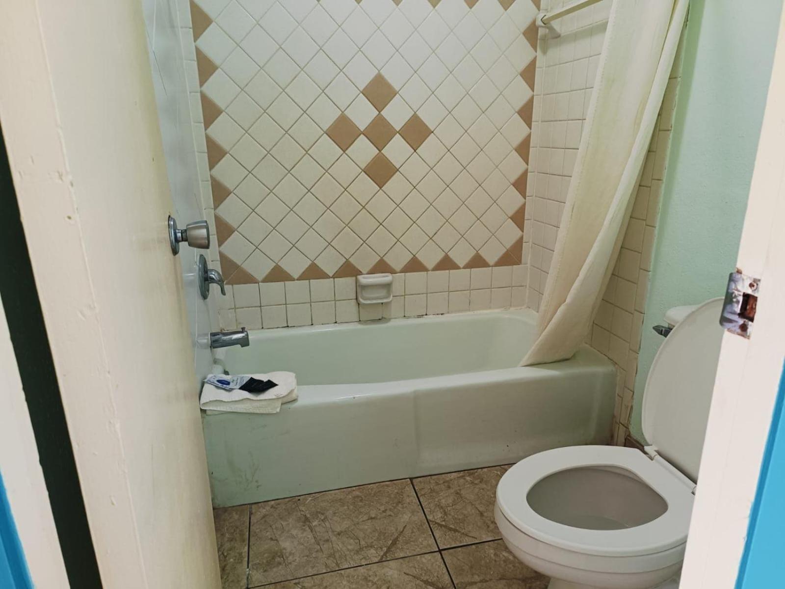 Budget Inn By Oyo Edinburg Hwy 281 Eksteriør billede